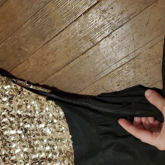 CLOSET CLOSING 7/31 Gold and Black Violet Chachki Dress - Picture 9 of 14